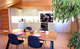 100qm - super Lage - Südterrasse - riesige Küche