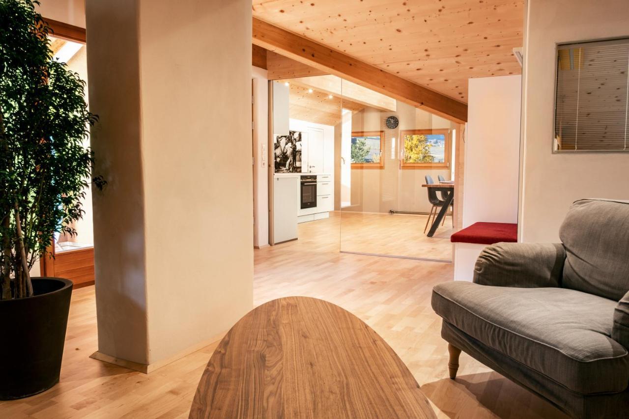 Ferienwohnung 100qm - super Lage - Südterrasse - riesige Küche Naturns Exterior foto