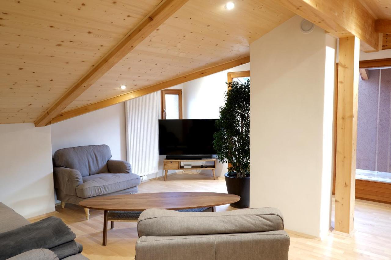 Ferienwohnung 100qm - super Lage - Südterrasse - riesige Küche Naturns Exterior foto